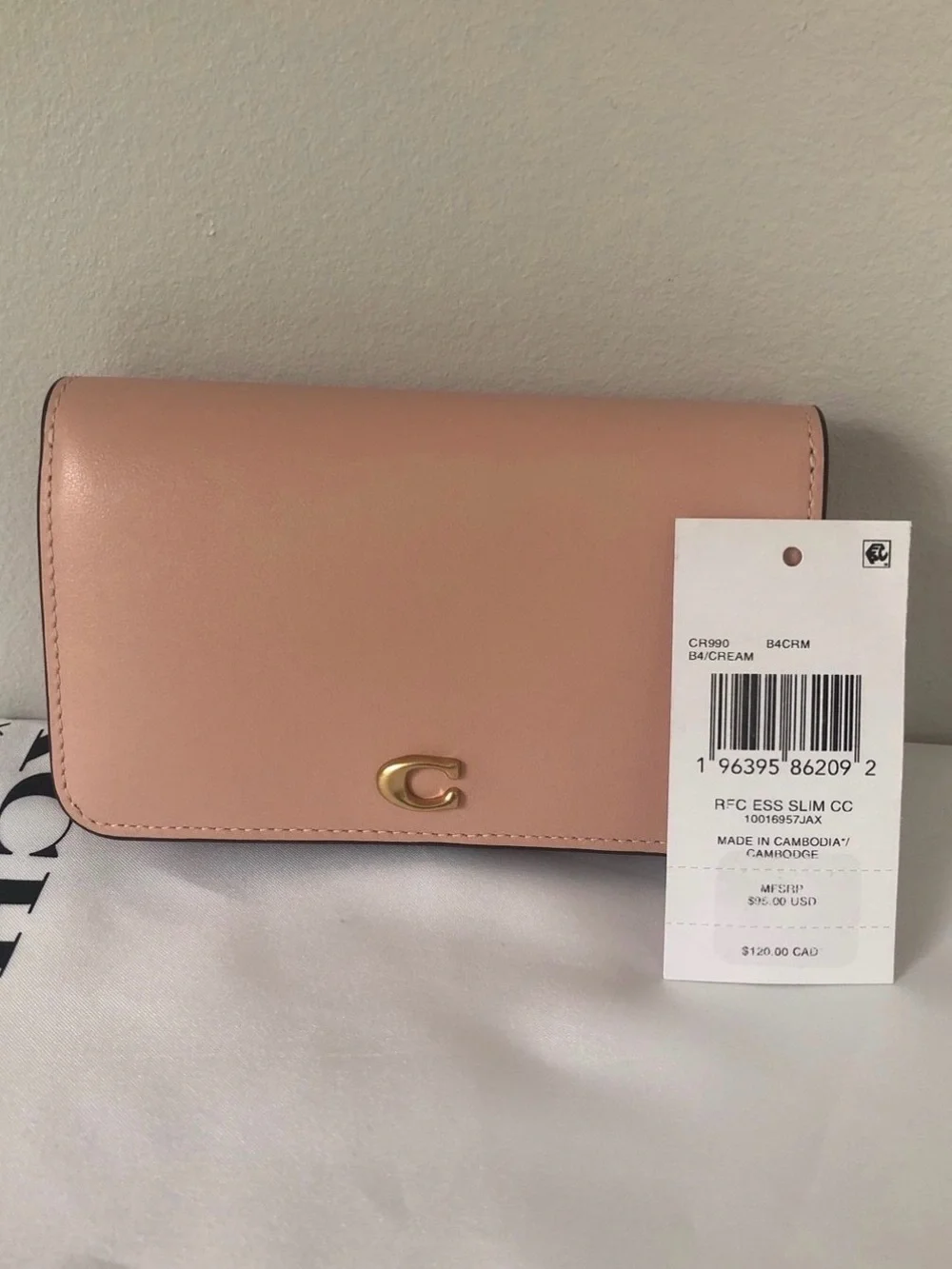 🤍Coach Essential Slim Card Case in Cream (Blush)